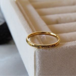 NEW 18K GOLD PLATED LOVE FOREVER RING